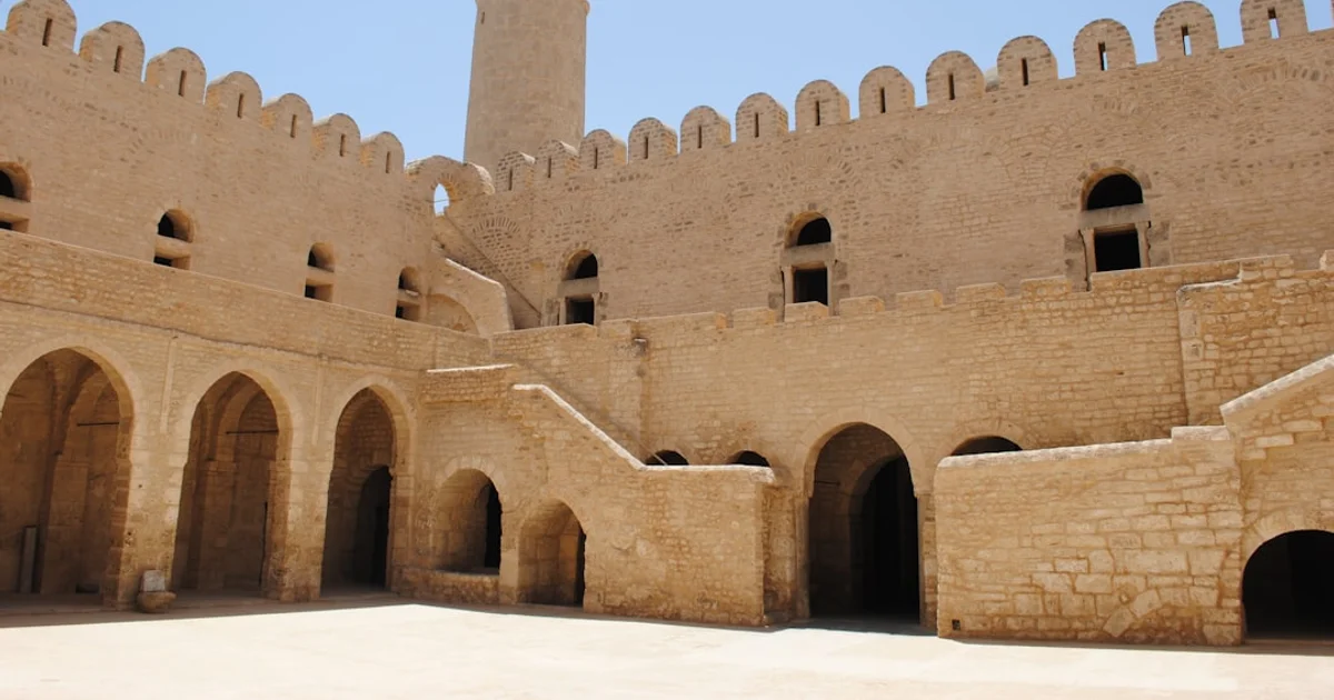 Vue panoramique du Kef avec la Kasbah et les toits de la médina