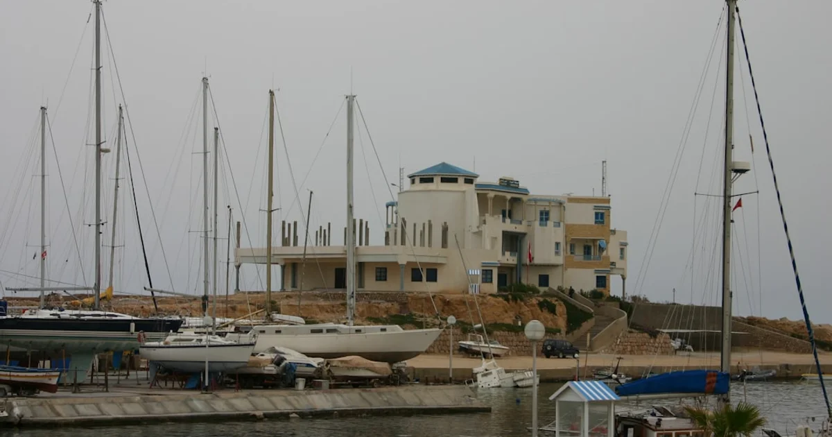 Chantier de construction d'un programme neuf dans le Grand Tunis