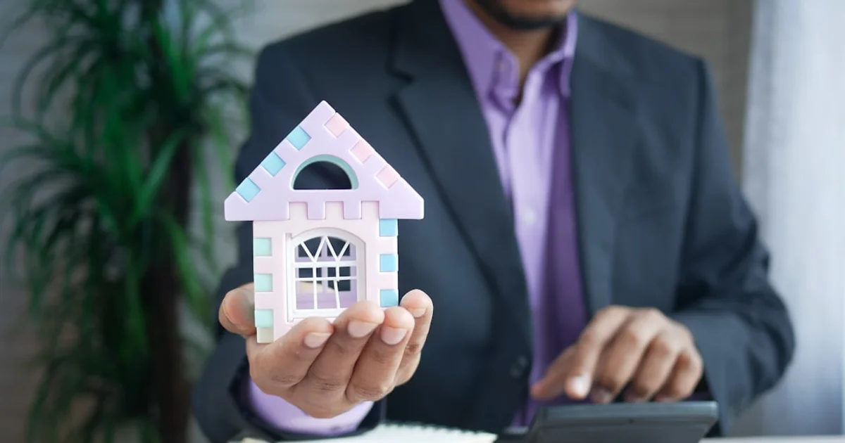 Port commercial de Sfax et quartiers d'affaires