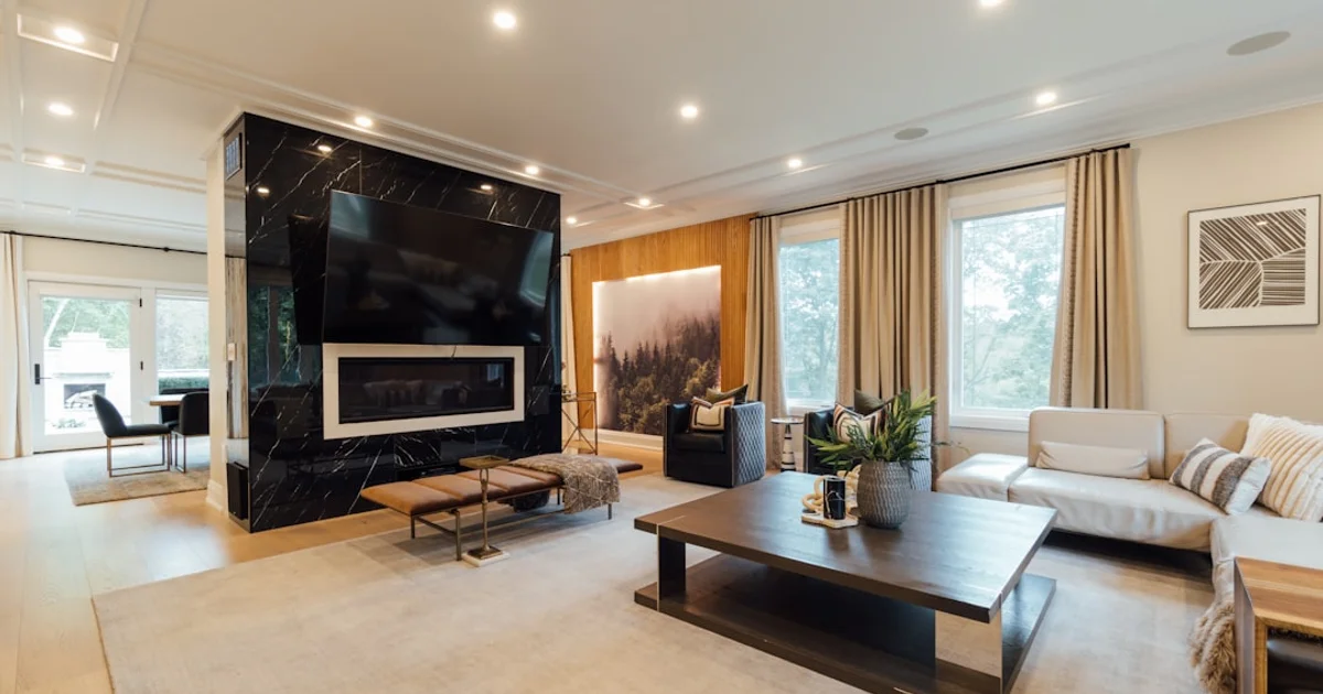 Plage de Kelibia avec fort et eaux turquoise